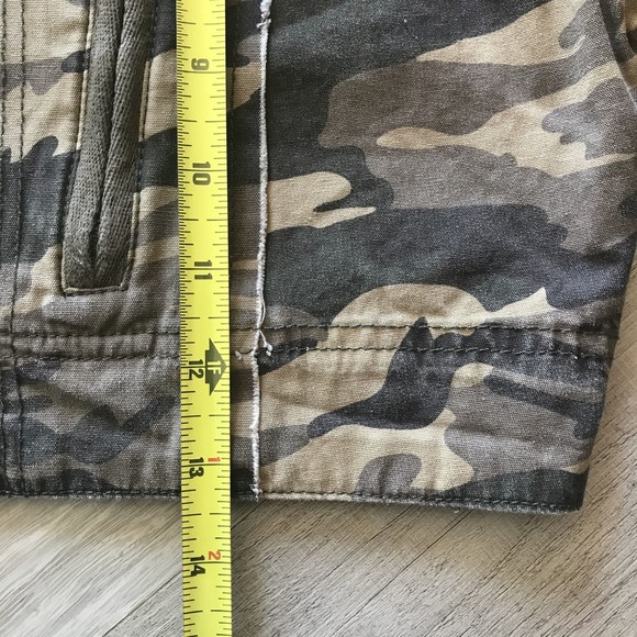 NWOT D. Touch Camo Embroidered Bird Peacock Cropped Military Look Jacket sz Med - Picture 11 of 11